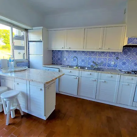 Centro - Espacoso E Confortavel - Todas As Comodidades