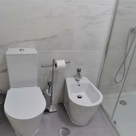 Centro - Espaçoso E Confortável - Todas As Comodidades * Braga