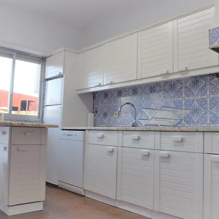 Apartamento Centro - Espaçoso E Confortável - Todas As Comodidades *