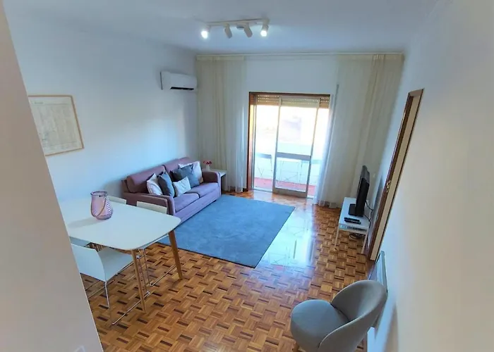 Centro - Espacoso E Confortavel - Todas As Comodidades